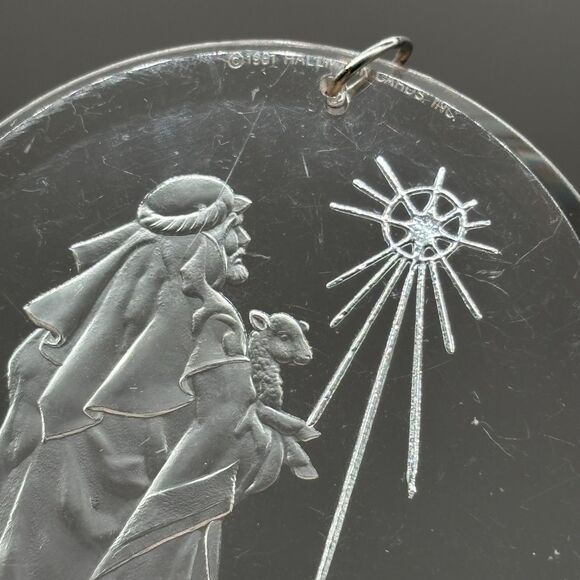 Hallmark Acrylic Christmas Ornament Shepherd Scene Holiday Highlights 1981 - Picture 7 of 7